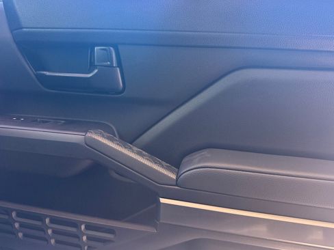 New 2026 Toyota Tacoma SR5 AWD/4WD image 18