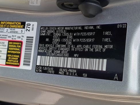 Used 2022 Toyota Sienna XLE image 14