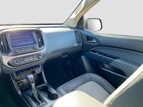 Used 2022 Chevrolet Colorado Z71 w/ LPO, Tonneau and Step Package image 23