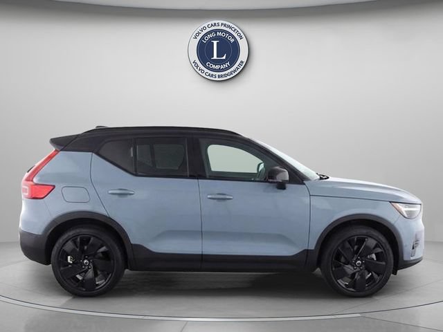 New 2026 Volvo XC40 B5 Core w/ Climate Package AWD/4WD image 8