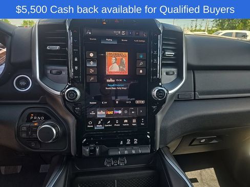 New 2026 RAM 1500 4x4 Crew Cab image 15