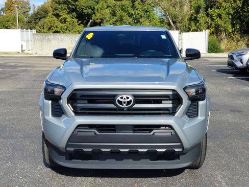 Used 2024 Toyota Tacoma SR image 8