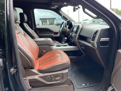 Used 2018 Ford F150 King Ranch w/ Equipment Group 601A Luxury AWD/4WD image 29