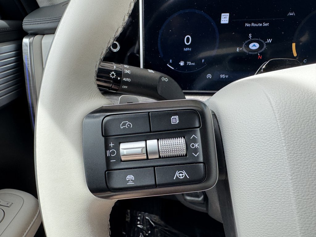 Used 2024 Hyundai Santa Fe Calligraphy AWD/4WD image 30