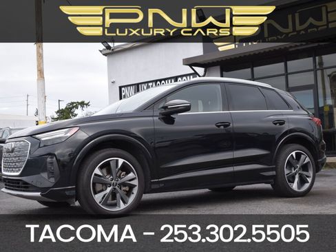 Used 2022 Audi Q4 e-tron Prestige image 1