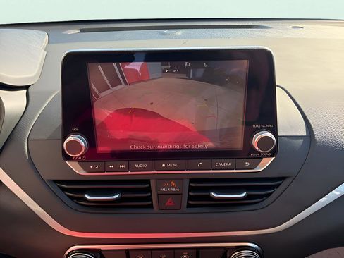 Used 2025 Nissan Altima 2.5 S image 25