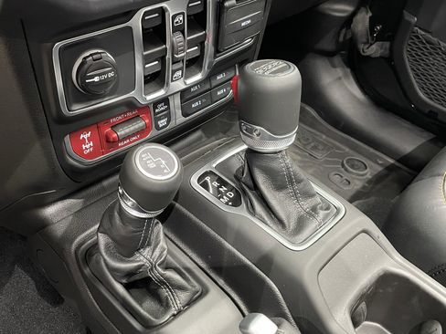 New 2025 Jeep Wrangler Unlimited Rubicon 392 image 20