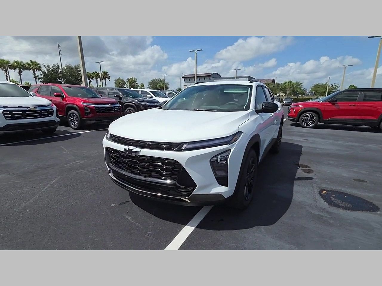 New 2026 Chevrolet Trax ACTIV w/ Sunroof Package FWD image 25
