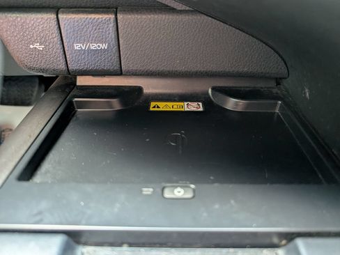 Used 2024 Toyota Camry XSE FWD image 26