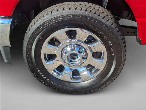 New 2026 Ford F250 Lariat w/ Lariat Premium Package image 9