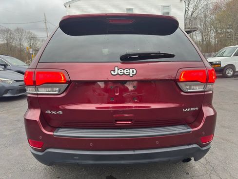 Used 2020 Jeep Grand Cherokee Laredo AWD/4WD image 6
