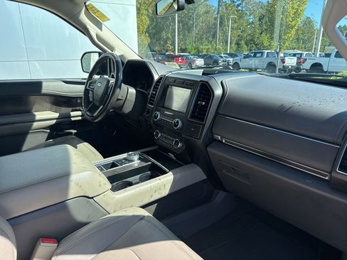 Used 2019 Ford Expedition Limited image 33
