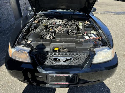 Used 2000 Ford Mustang GT image 10