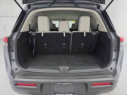 Used 2023 Nissan Pathfinder SV w/ Black Appearance Package image 48