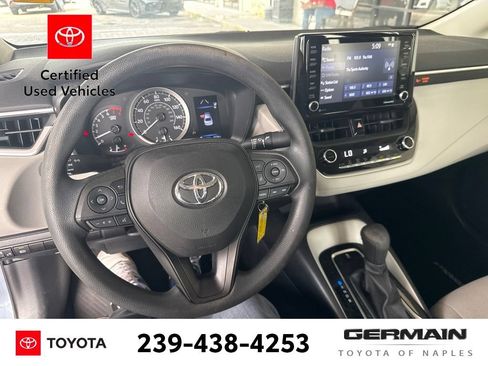 Used 2022 Toyota Corolla LE FWD image 19