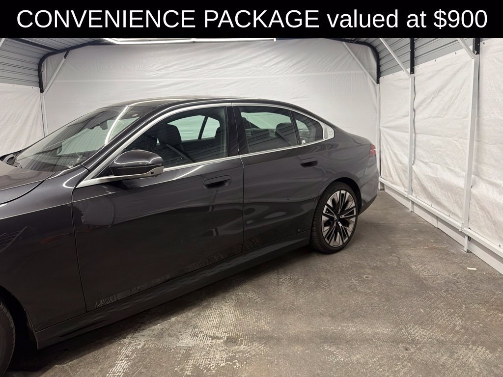 Used 2026 BMW i5 eDrive40 w/ Convenience Package RWD image 3
