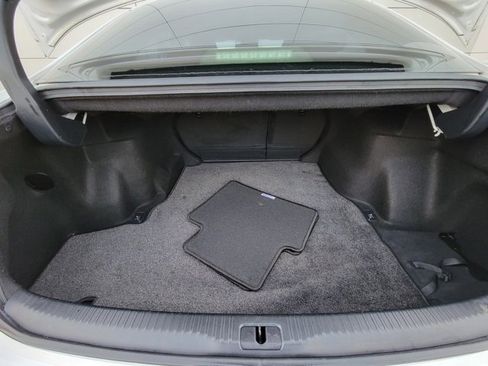 Used 2018 Lexus IS 300 AWD image 22