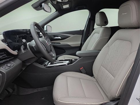 New 2026 Buick Envista Avenir image 15