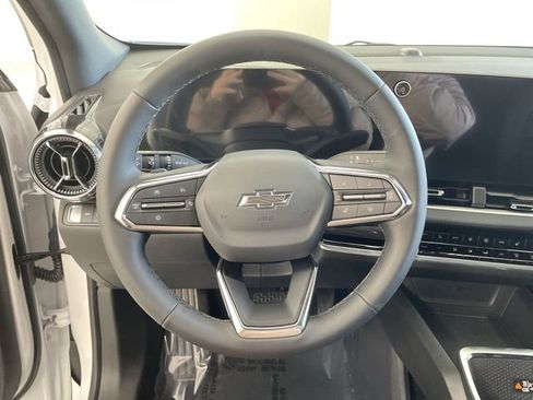 New 2026 Chevrolet Equinox LT w/ Convenience Package II AWD/4WD image 36