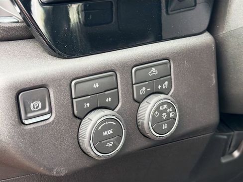 New 2026 Chevrolet Silverado 2500 LT w/ Convenience Package AWD/4WD image 13