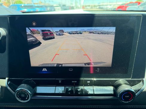 Certified 2023 Chevrolet Colorado LT AWD/4WD image 22