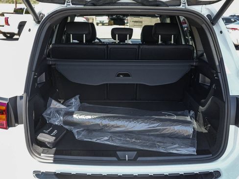 New 2026 Mercedes-Benz GLB 250 4MATIC image 24