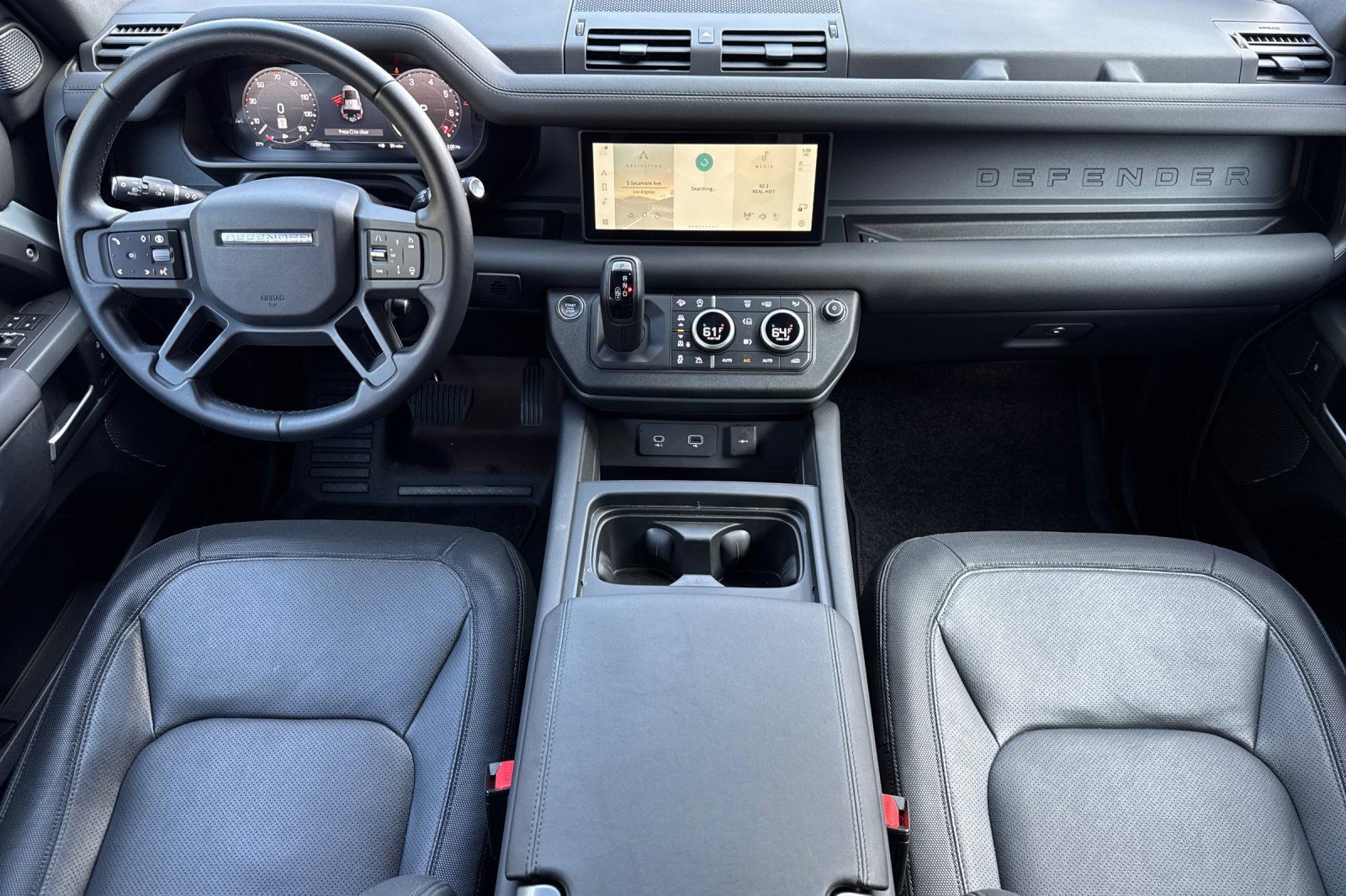 Used 2024 Land Rover Defender 110 X-Dynamic SE AWD/4WD image 16