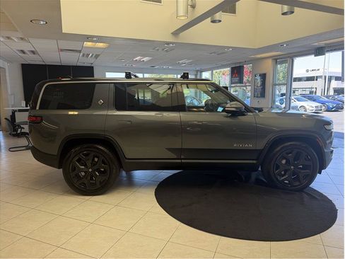 Used 2024 Rivian R1S Adventure AWD/4WD image 4