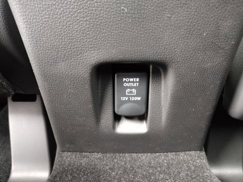 New 2026 Mitsubishi Eclipse Cross LE image 24