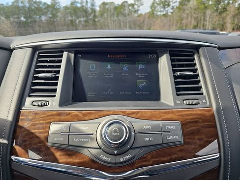 Used 2019 Nissan Armada Platinum w/ Interior Lighting Package image 27