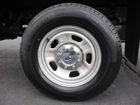 Used 2014 Ford F350 XL w/ Power Equipment Group AWD/4WD image 39
