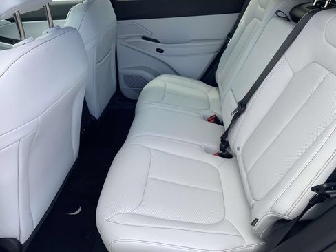 New 2026 Jeep Cherokee Limited AWD/4WD image 10