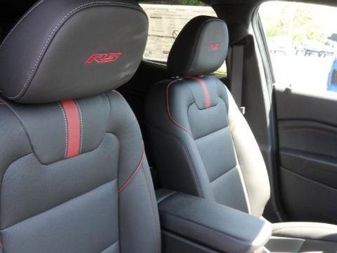 Used 2026 Chevrolet Trax RS FWD image 18