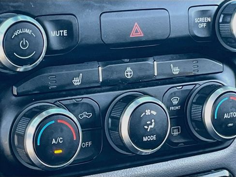 Used 2019 RAM 1500 Big Horn AWD/4WD image 19