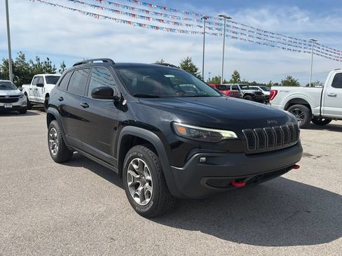 Used 2022 Jeep Cherokee Trailhawk w/ Sound & Nav Group AWD/4WD image 4
