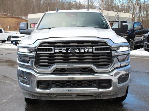 Used 2025 RAM 2500 Big Horn AWD/4WD image 2