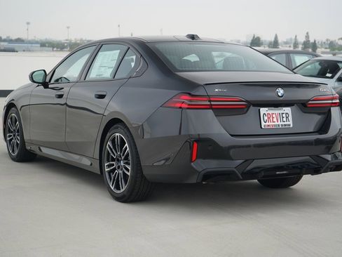 New 2026 BMW 540i xDrive w/ M Sport Package AWD/4WD image 6