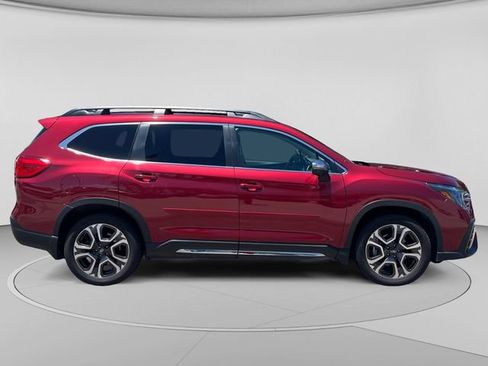 Used 2023 Subaru Ascent Limited w/ Technology Package AWD/4WD image 7