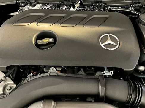 New 2026 Mercedes-Benz GLB 250 4MATIC image 15