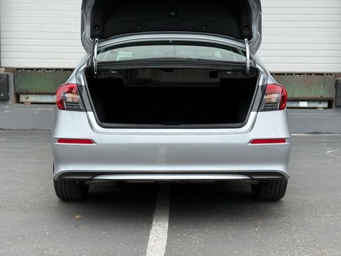 Used 2024 Honda Civic EX image 5