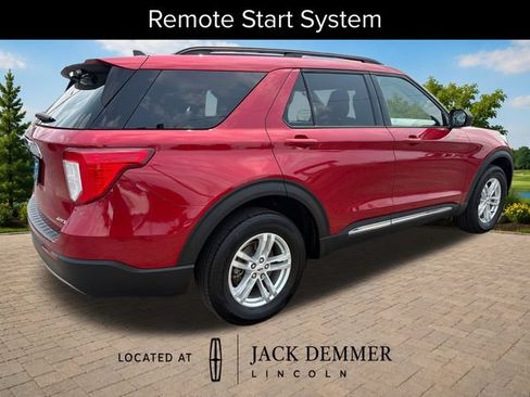 Used 2023 Ford Explorer XLT w/ Equipment Group 202A AWD/4WD image 7