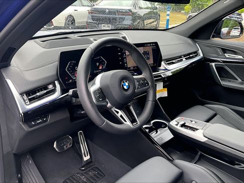 Used 2026 BMW X2 xDrive28i w/ Technology Package AWD/4WD image 9