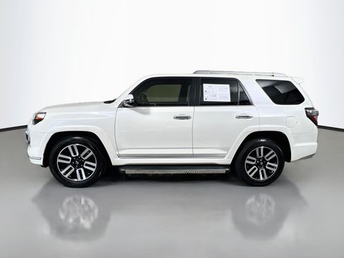 Used 2023 Toyota 4Runner Limited RWD image 9
