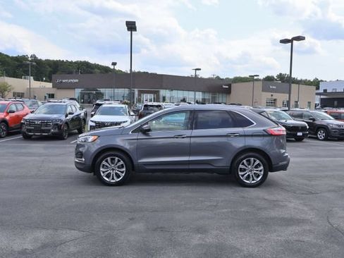Used 2024 Ford Edge Titanium AWD/4WD image 4