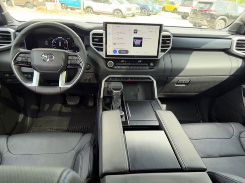 Used 2025 Toyota Tundra Platinum AWD/4WD image 23