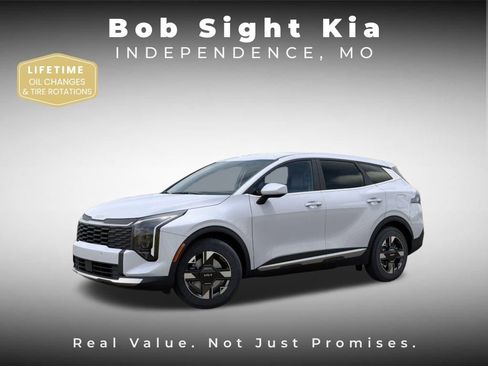 New 2026 Kia Sportage LX image 3