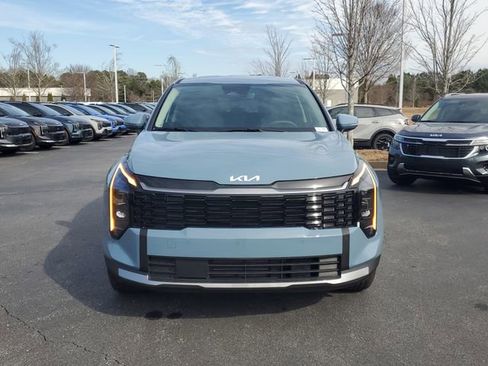 New 2026 Kia Sportage S image 2