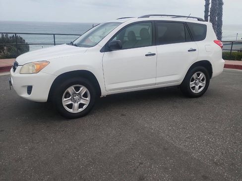 Used 2010 Toyota RAV4 2WD image 23