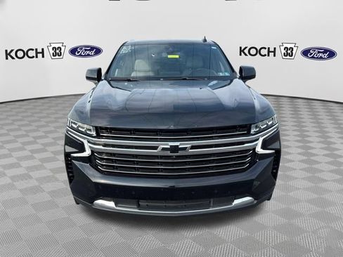 Used 2021 Chevrolet Tahoe LT w/ Luxury Package AWD/4WD image 2