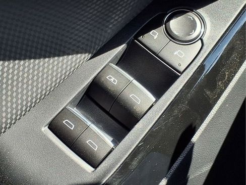 New 2026 Chevrolet Equinox RS FWD image 18